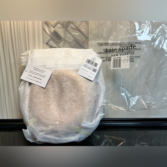 SALE Kate Spade Donut Coffee Break 3D Donut Crossbody - Picture 6 of 14